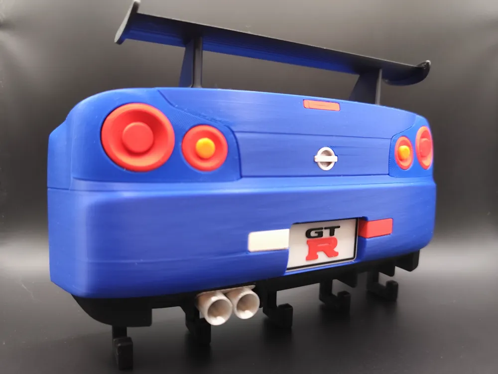 تعلاكة مفاتيح سكايلاين R34